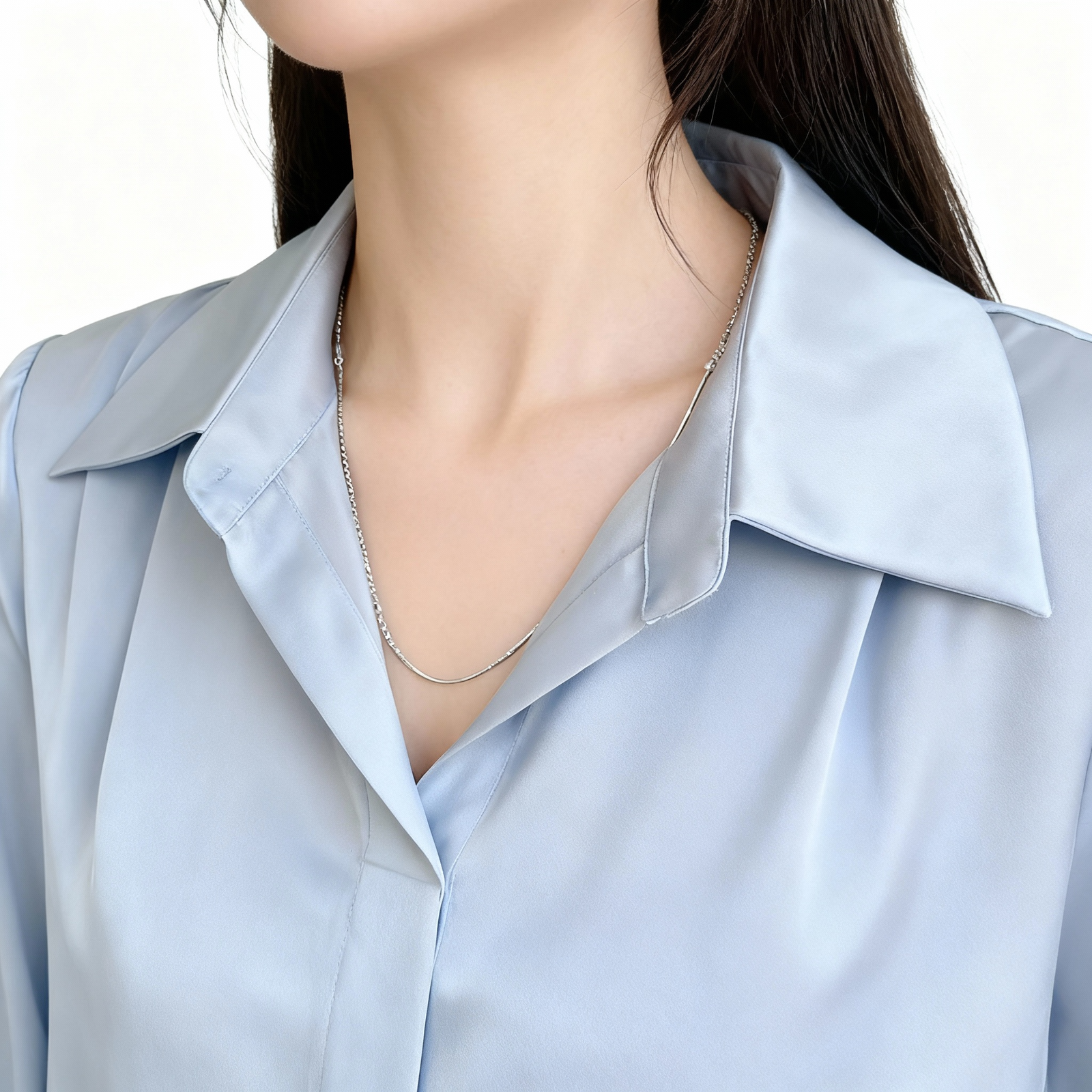 Chemise Élégante en Soie Bleue avec Manches Bouffantes - Image 5